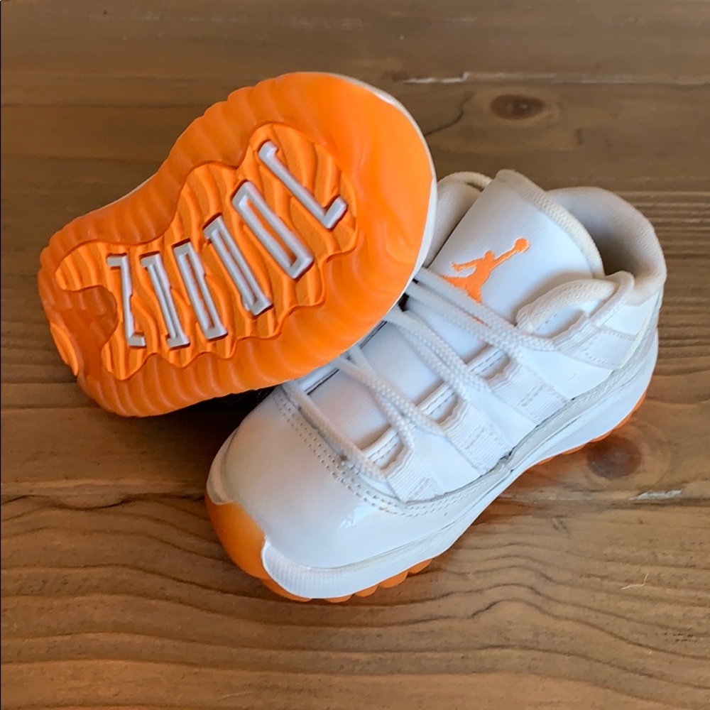 Air Jordan 11 Retro Low Citrus (5C)